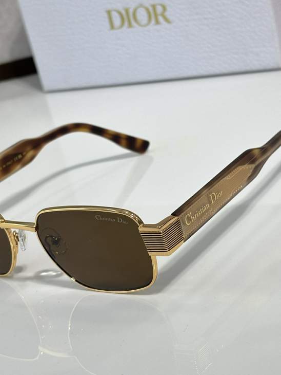 Picture of Dior Sunglasses _SKUfw76512148fw